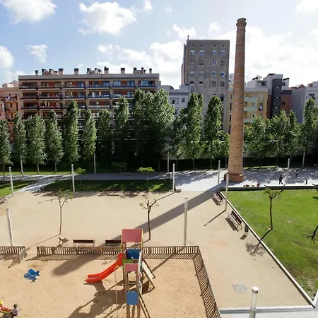 1214 - Two Bedrooms Ciutadella Apartment Barcelona