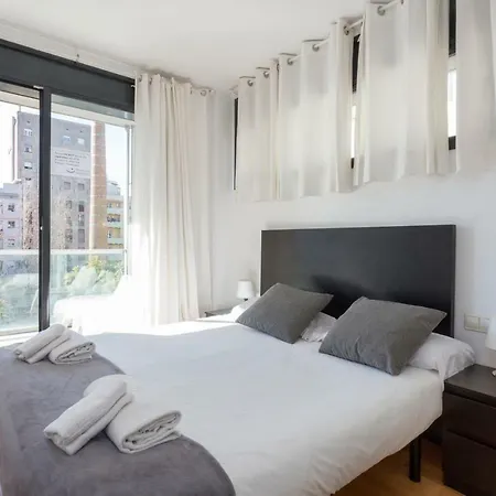 1214 - Two Bedrooms Ciutadella * Barcelona